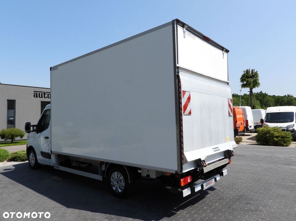 Renault MASTER  KONTENER WINDA 8 PALET TEMPOMAT LEDY KLIMATYZACJA  165KM - 11