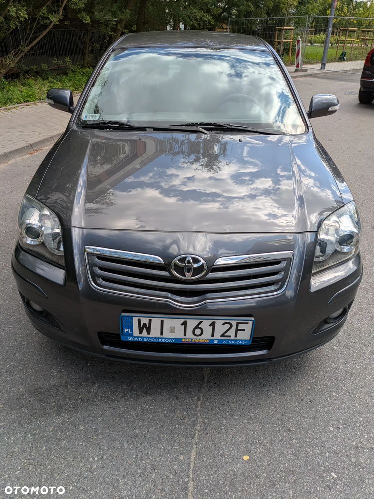 Toyota Avensis - 3