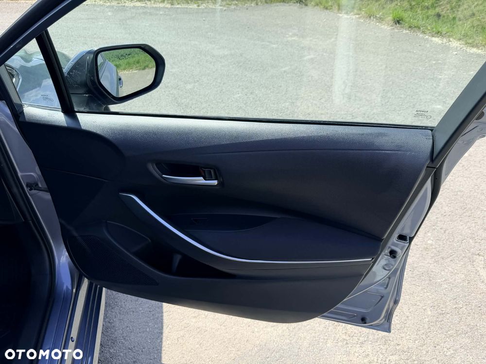 Toyota Corolla 1.8 Hybrid Selection - 24