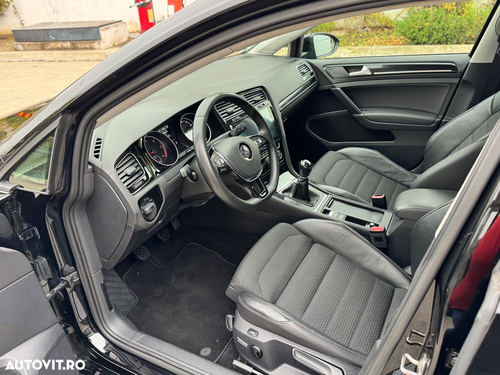 Volkswagen Golf 2.0 BlueTDI Highline - 11