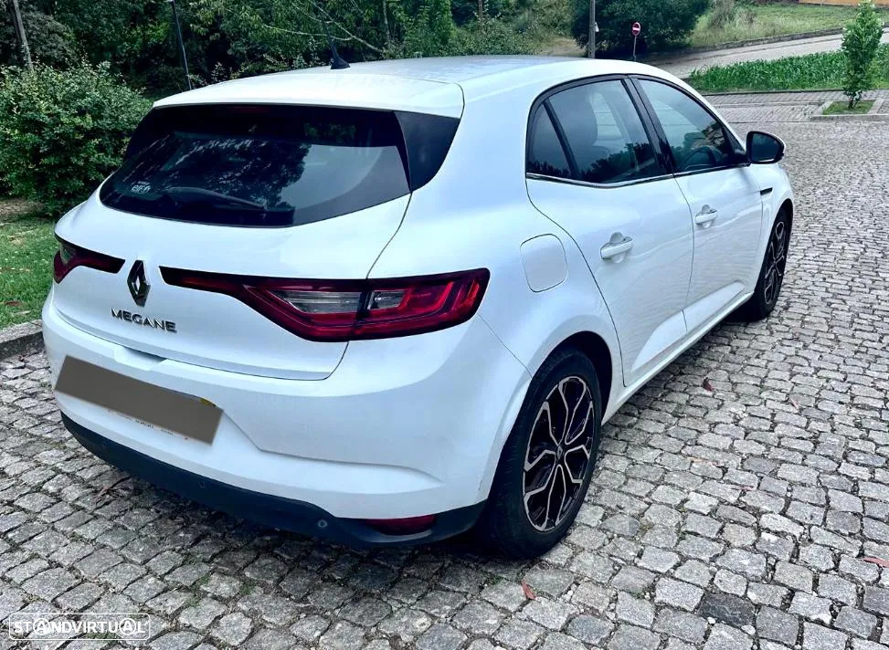 Renault Mégane 1.5 Blue dCi Zen - 10