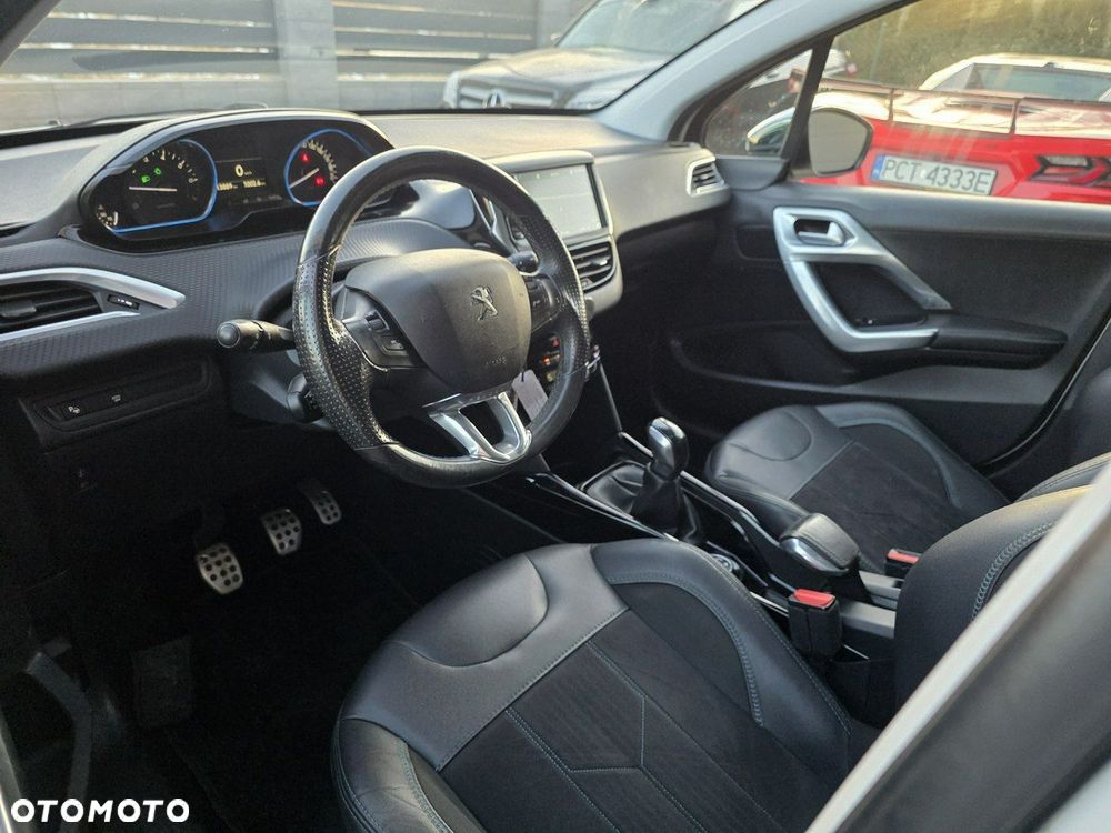 Peugeot 2008 1.2 Pure Tech Crossway S&S - 6