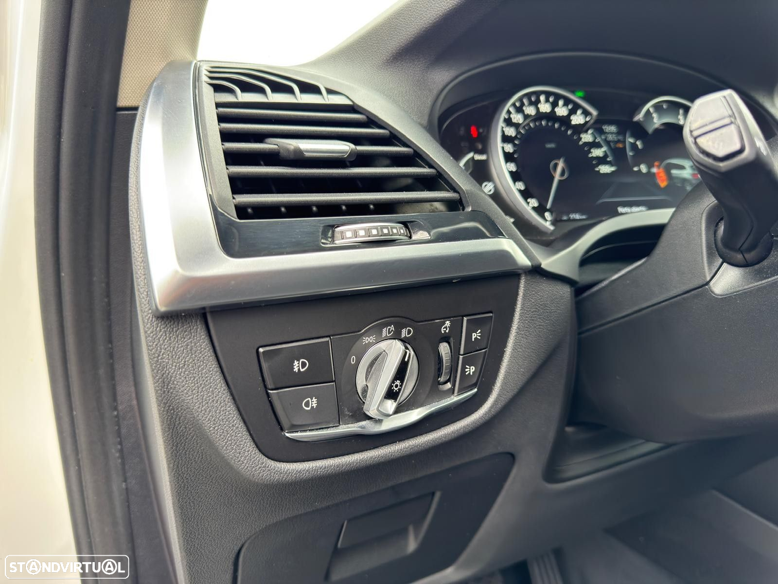 BMW X3 20 d xDrive Line Luxury - 26