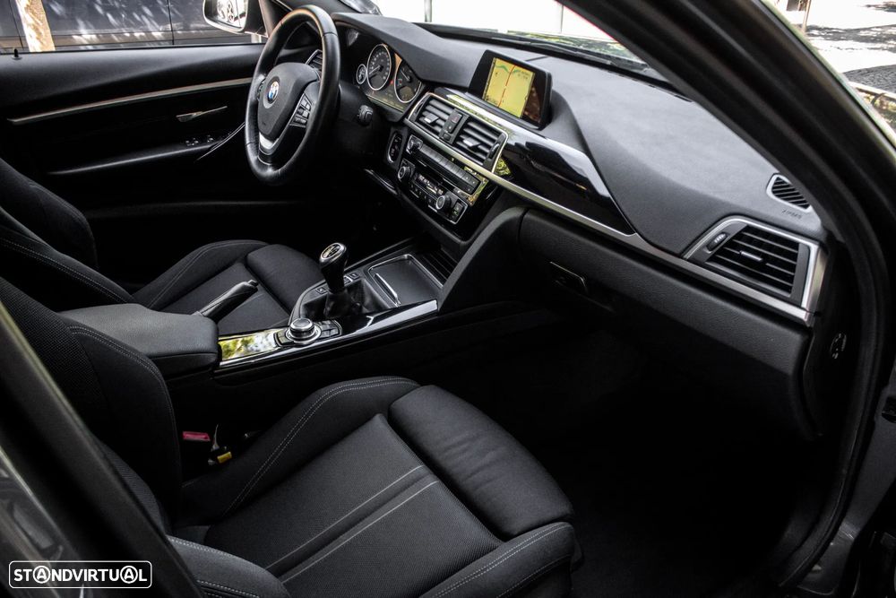 BMW 316 d Touring Line Sport - 28
