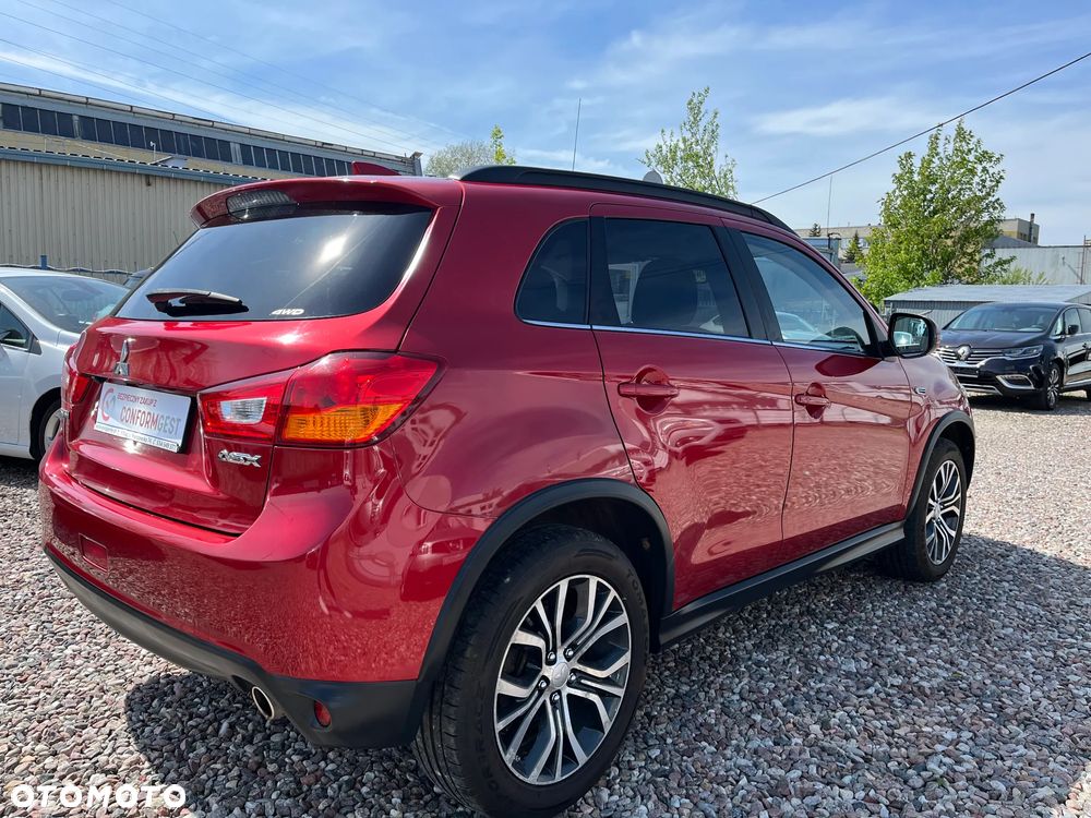 Mitsubishi ASX - 5