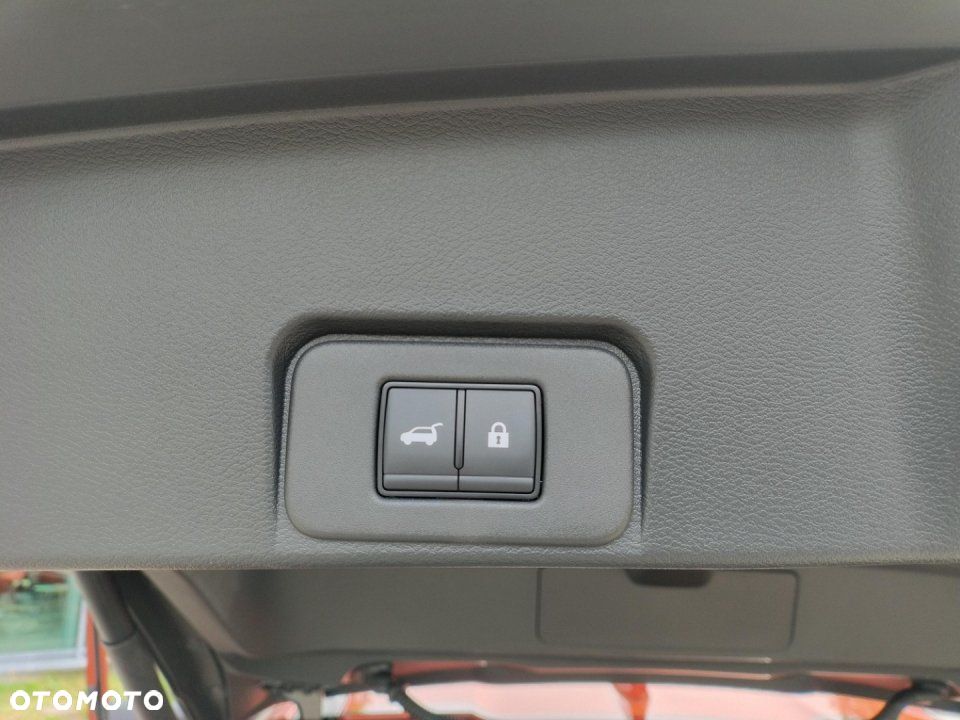 Nissan X-Trail - 25