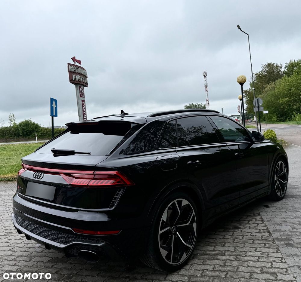 Audi RS Q8 - 7