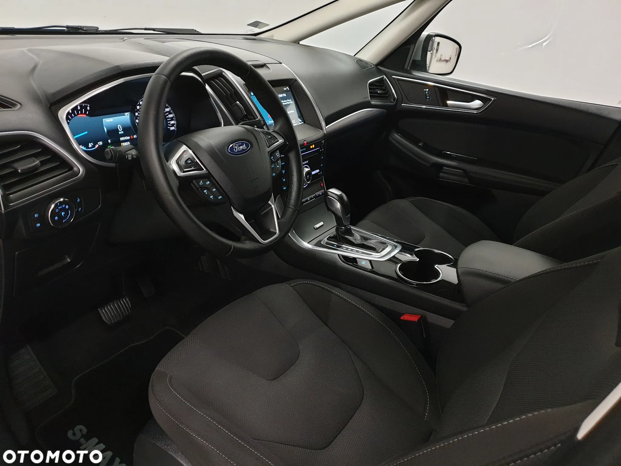 Ford S-Max 2.0 TDCi Titanium PowerShift - 36