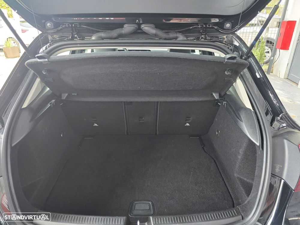 Mercedes-Benz A 200 - 24