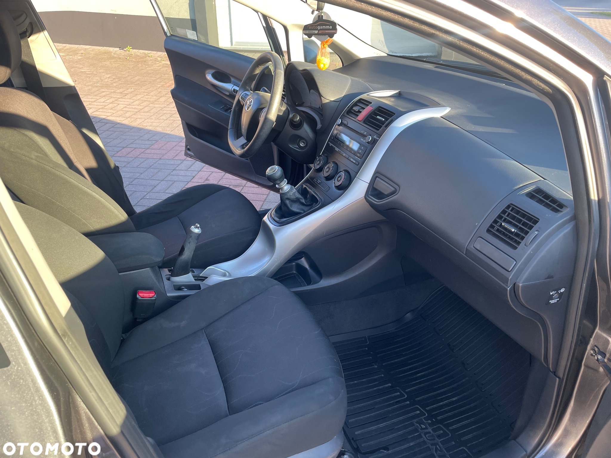 Toyota Auris 1.4 D-4D Luna EU5 - 11