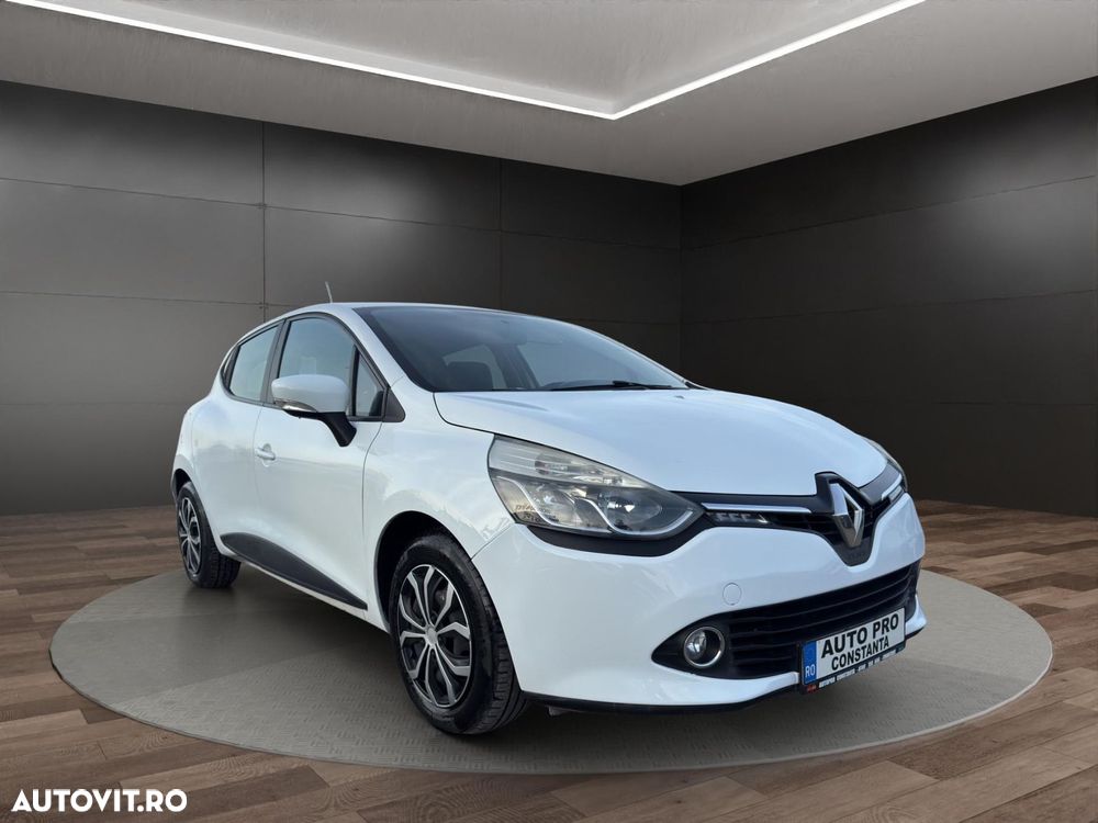 Renault Clio - 2
