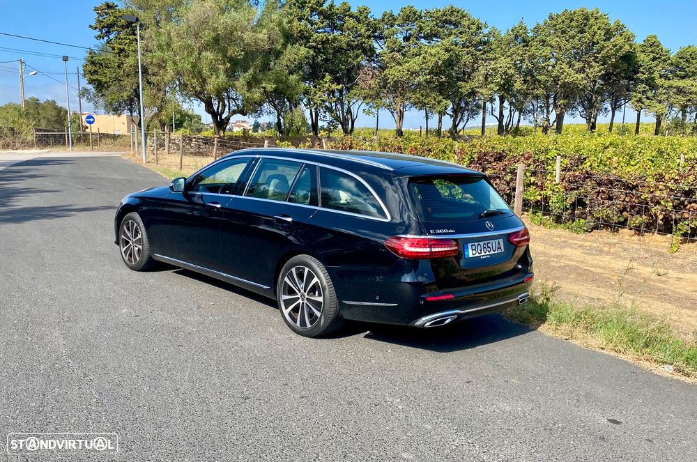 Mercedes-Benz E 300 de Exclusive Line - 3