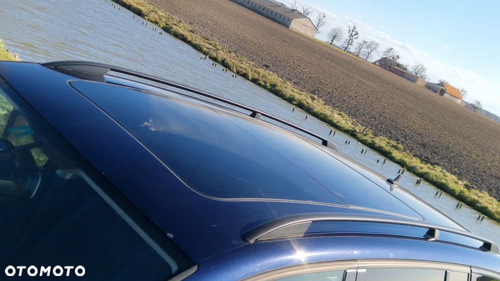 Volkswagen Touran 1.4 TSI Comfortline - 7