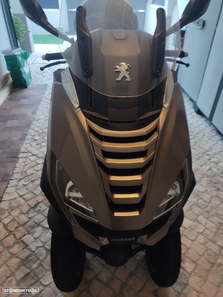 Peugeot Métropolis - 7