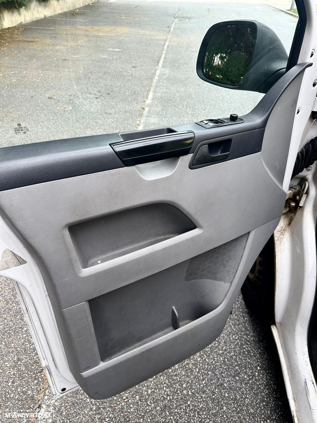 VW Transporter 2.0 TDi 102 CD L.Extra - 8
