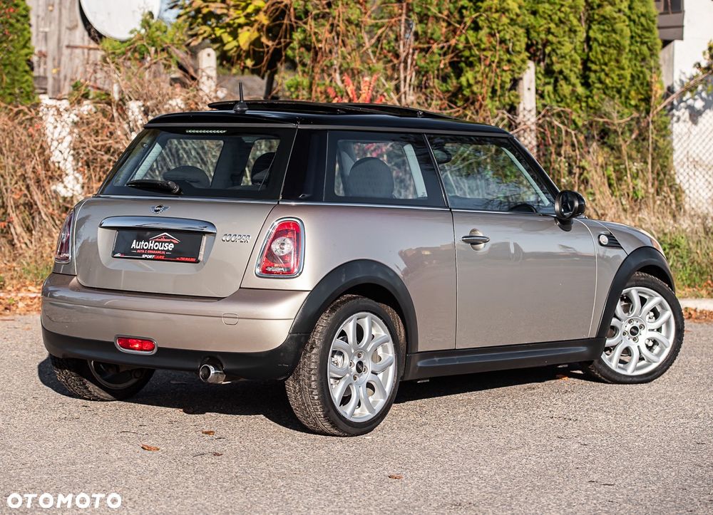 MINI Cooper Standard - 9