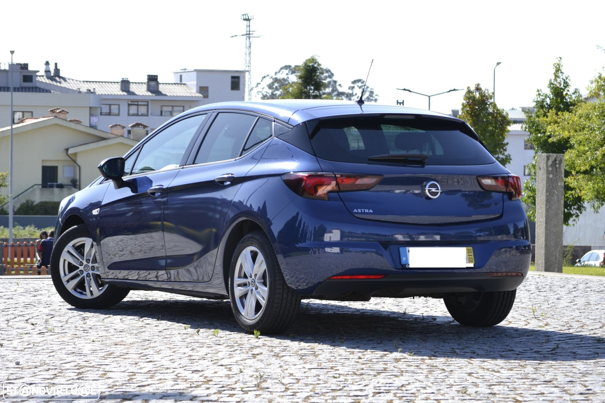 Opel Astra 1.2 T GS Line S/S - 3