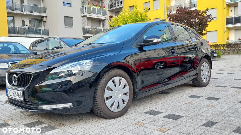 Volvo V40 D2 Drive-E Momentum - 3