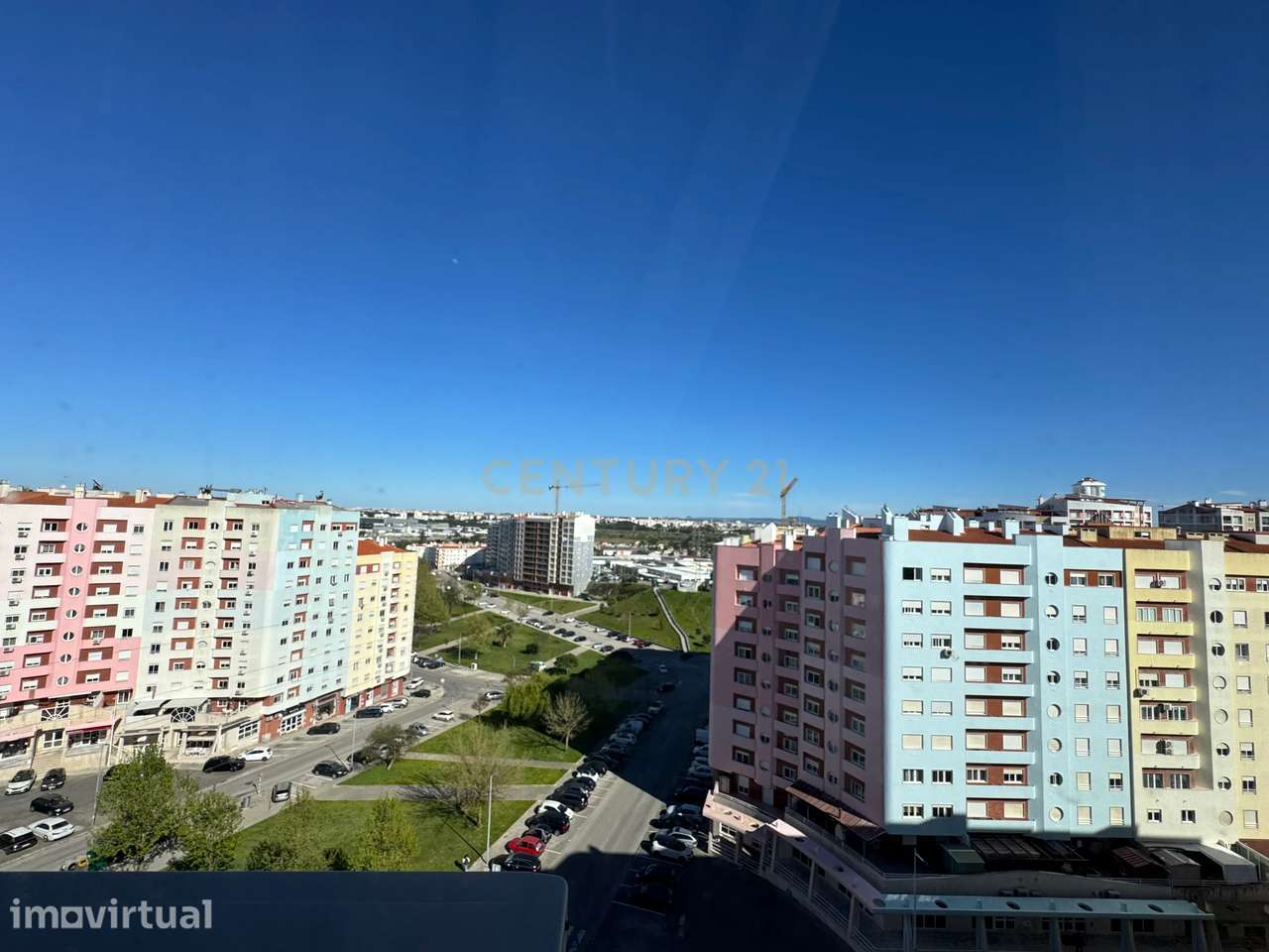 Apartamento T2 em Santa Marta de Corroios - 93m2 - Grande imagem: 2/16
