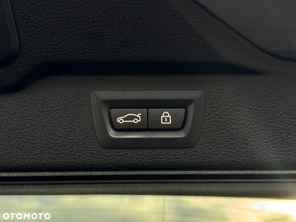 BMW X5 xDrive35i Sport-Aut - 28