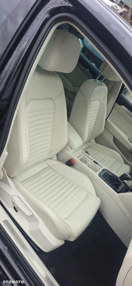 Volkswagen Passat 2.0 TDI BMT Comfortline DSG - 16
