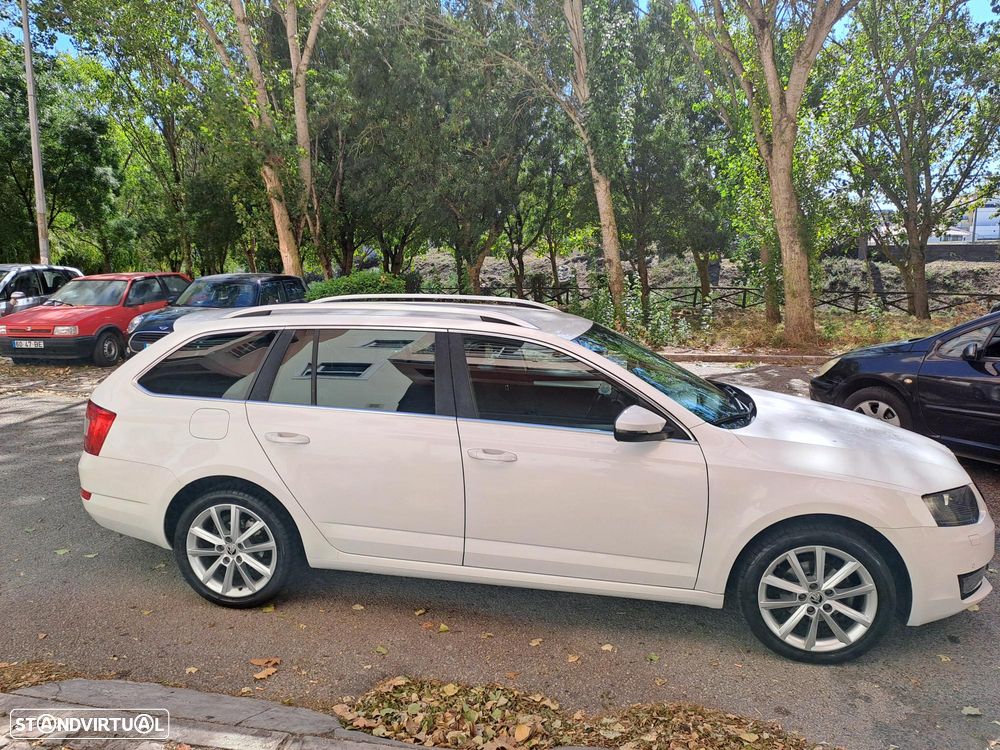 Skoda Octavia Break 1.6 TDi Style DSG - 3