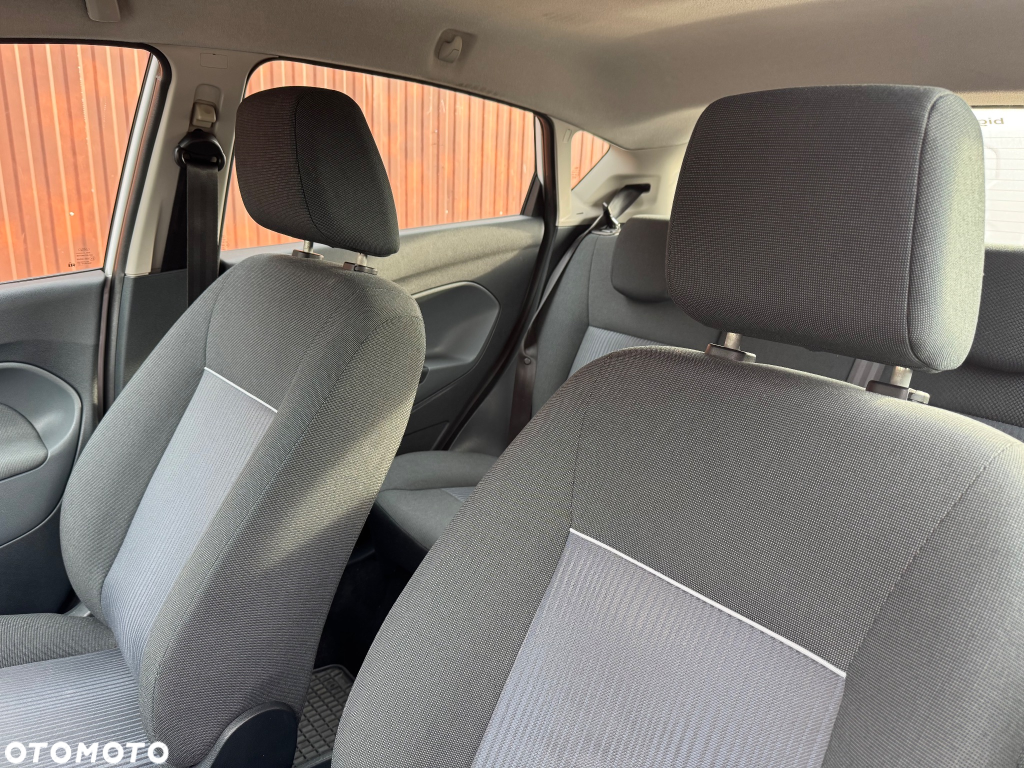 Ford Fiesta 1.25 Ambiente - 6