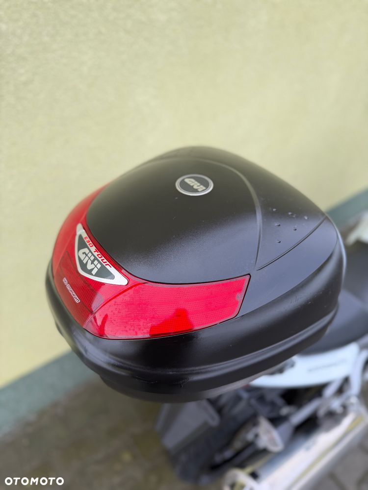 Suzuki GSX - 14