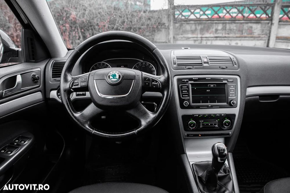 Skoda Octavia 1.6 TDI ELEGANCE - 4