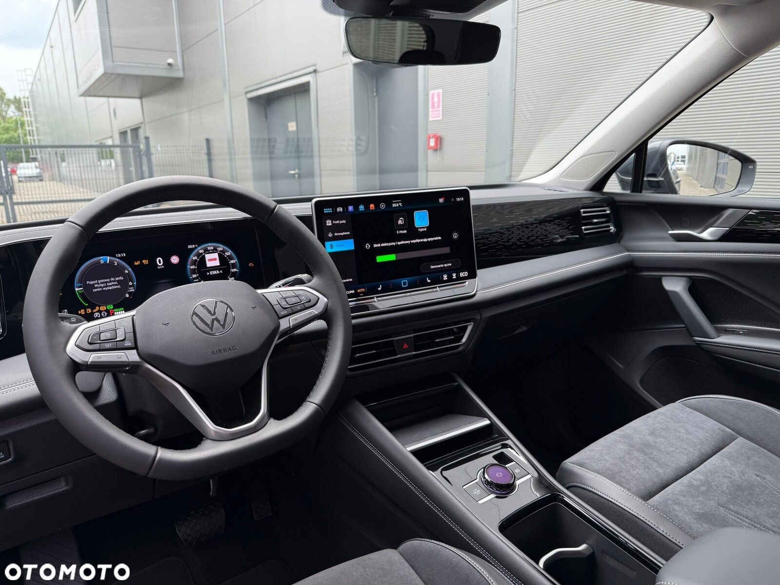 Volkswagen Tiguan - 10
