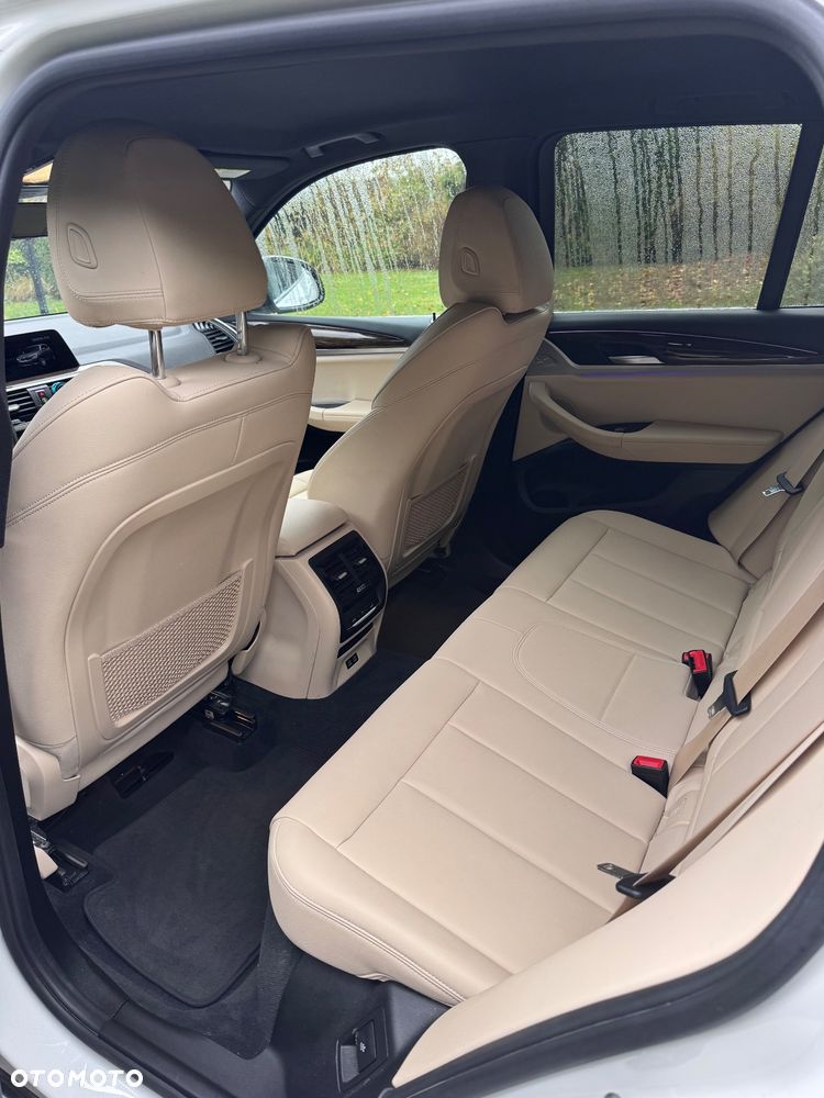 BMW X3 - 16