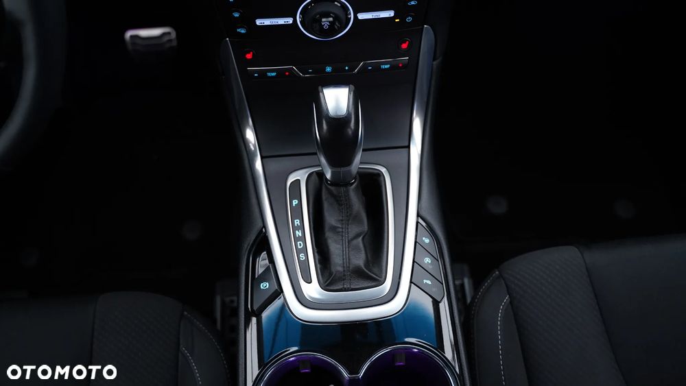 Ford Edge 2.0 TDCi Bi-Turbo 4x4 ST-LINE - 35