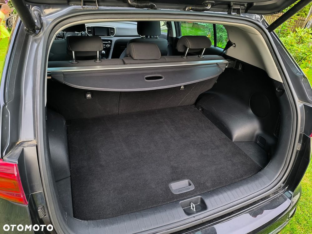 Kia Sportage 1.6 T-GDI AWD VISION - 24