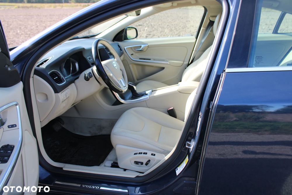 Volvo S60 - 10
