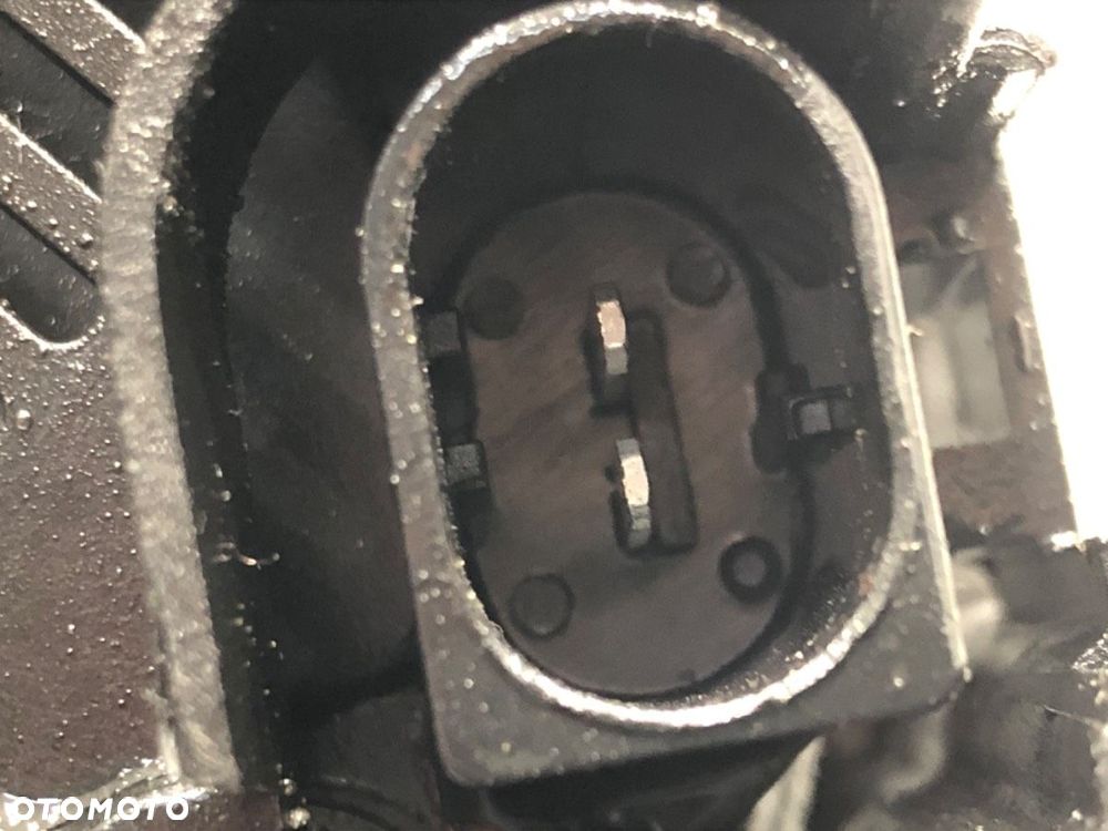 ALTERNATOR  VW TRANSPORTER V Autobus (7HB, 7HJ, 7EB, 7EJ) 2003 - 2015 2.0 TDI 75 kW [102 KM] olej - 4