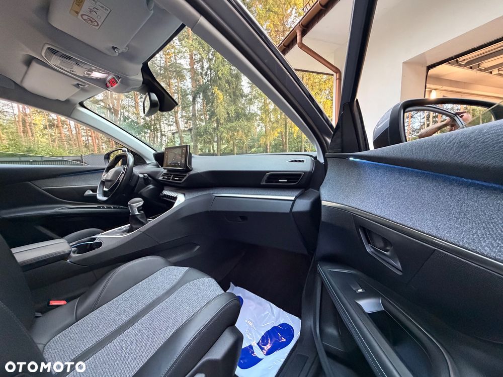 Peugeot 5008 BlueHDI 130 EAT8 Active Pack - 9