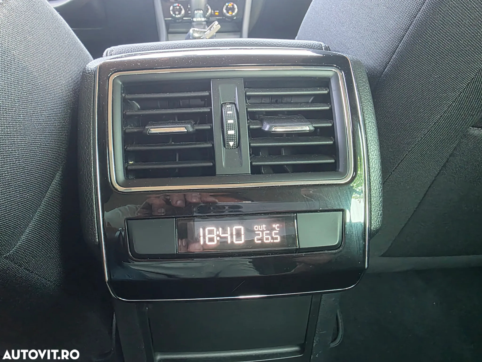Skoda Superb 1.6 TDI DSG Ambition - 12