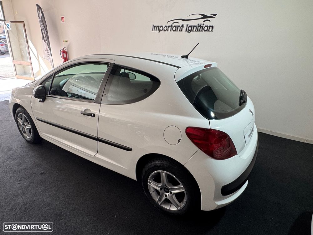 Peugeot 207 van - 5