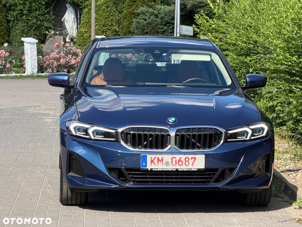 BMW Seria 3 320i GPF xDrive Luxury Line - 11