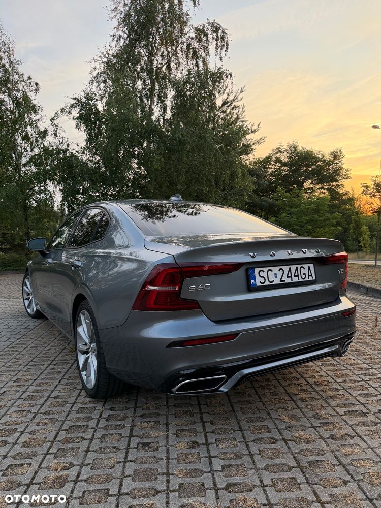 Volvo S60 T5 Momentum Pro - 8