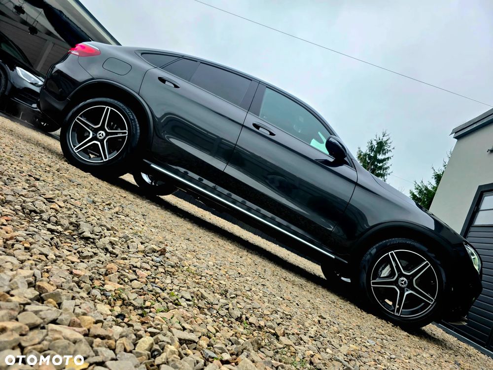 Mercedes-Benz GLC - 36