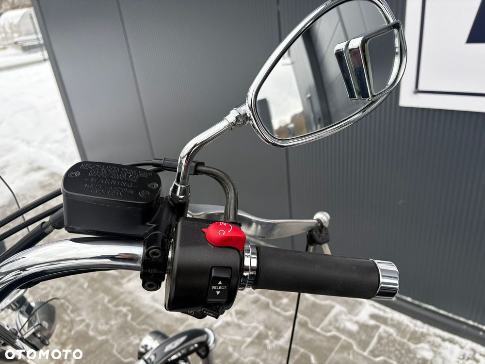 Yamaha XVS - 26