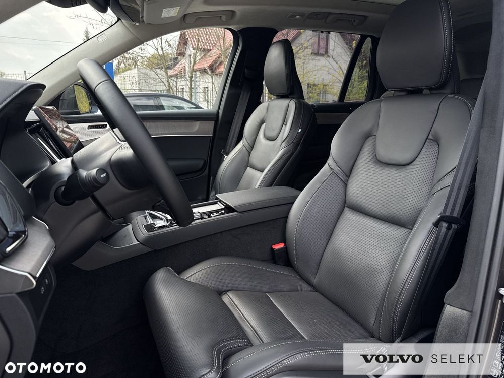 Volvo XC 90 - 23