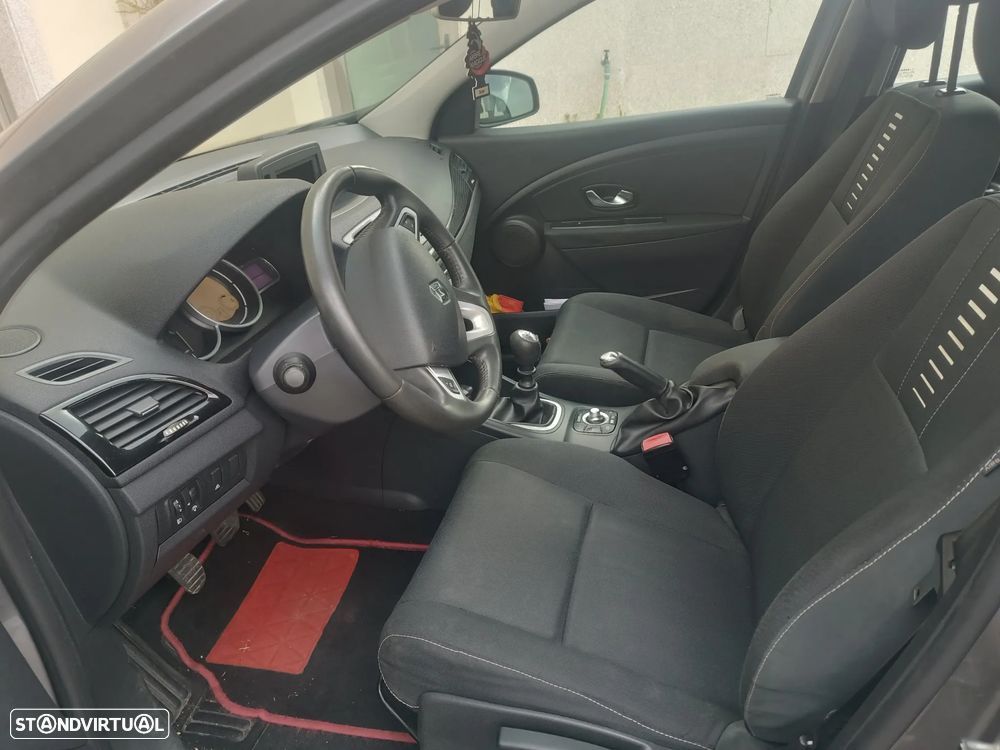 Renault Mégane Sport Tourer 1.5 dCi Dynamique S - 3