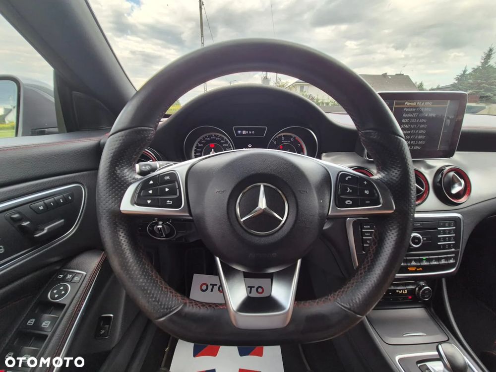 Mercedes-Benz CLA AMG 45 4-Matic - 8