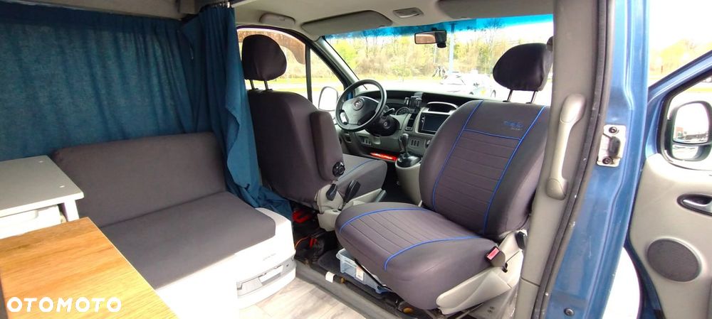 Opel Vivaro - 11