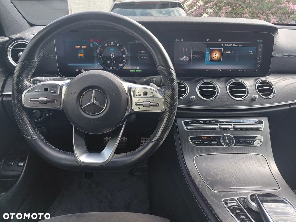 Mercedes-Benz Klasa E - 6