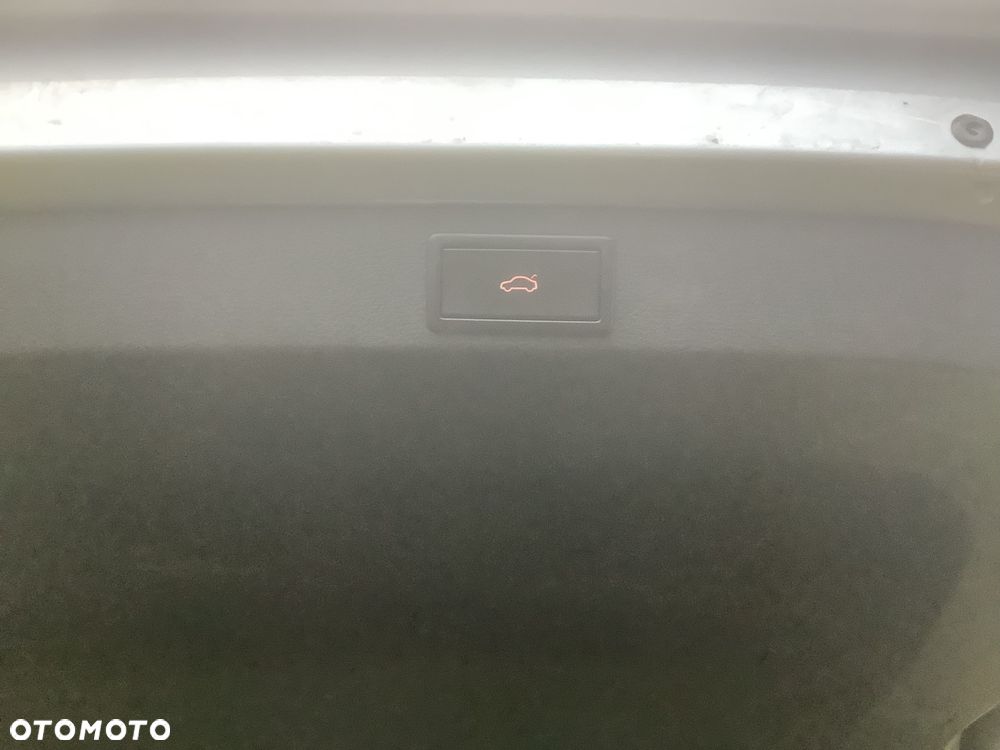 Skoda Karoq 1.6 TDI SCR DSG Ambition - 18