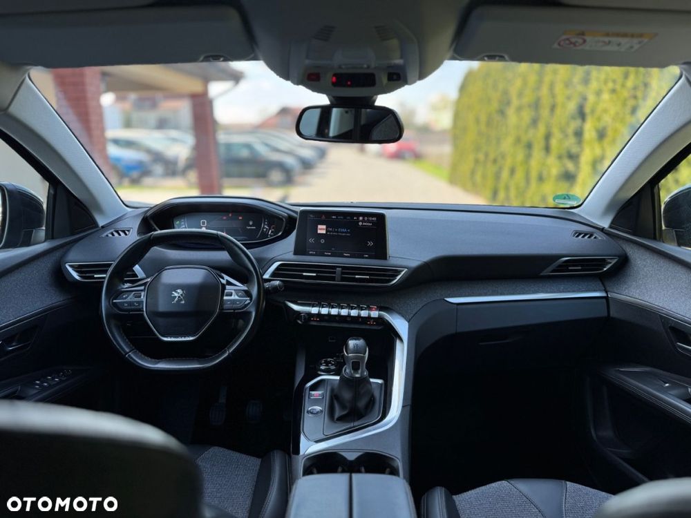 Peugeot 3008 - 10