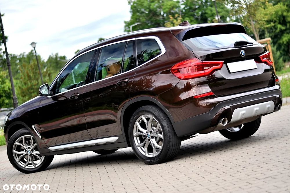 BMW X3 xDrive20i xLine sport - 9